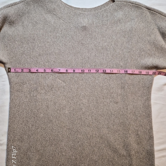 ​Talbots Petite XLp Metallic Shimmer Wool Blend Boatneck Sweater Beige EUC - Picture 4 of 8